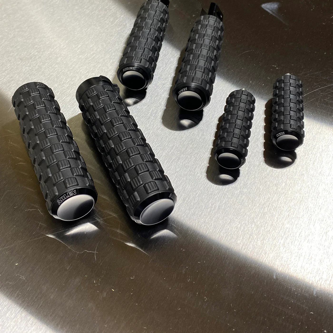 AirTrax Shift Pegs, Black - Image 5