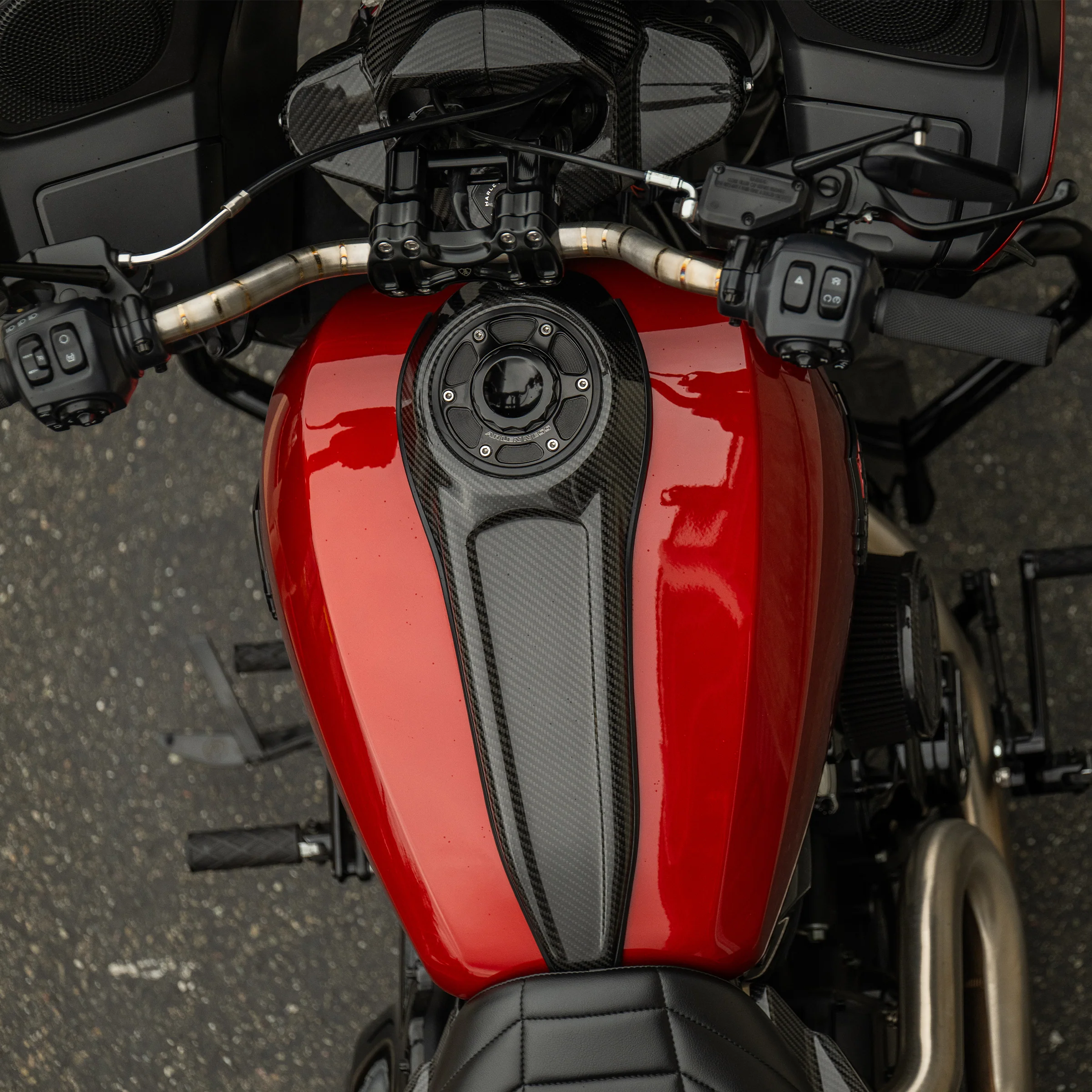 Carbon Fiber Dash, 2024-2026 Touring - Image 4