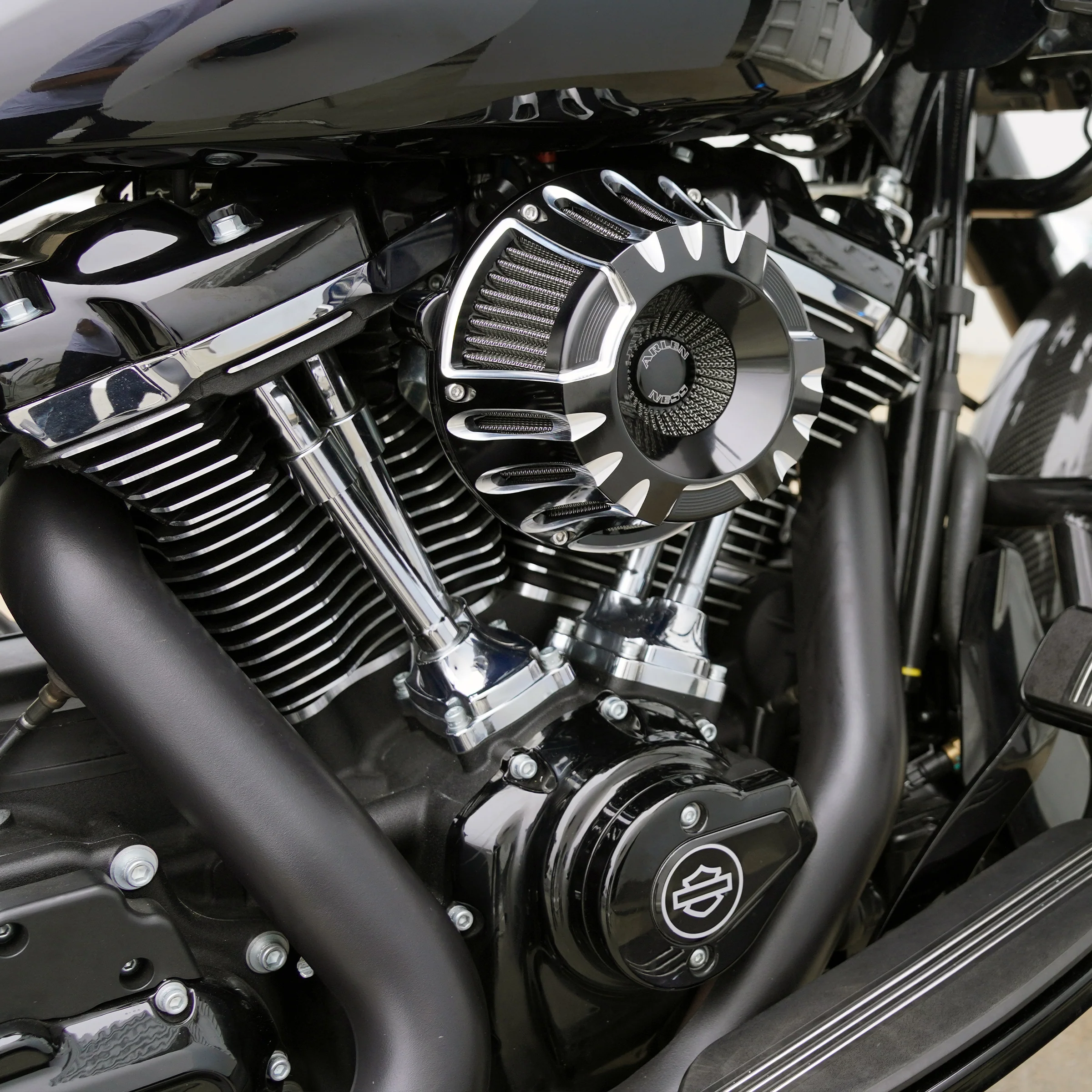 Deep Cut® Inverted Series Air Cleaner, Black - Image 4