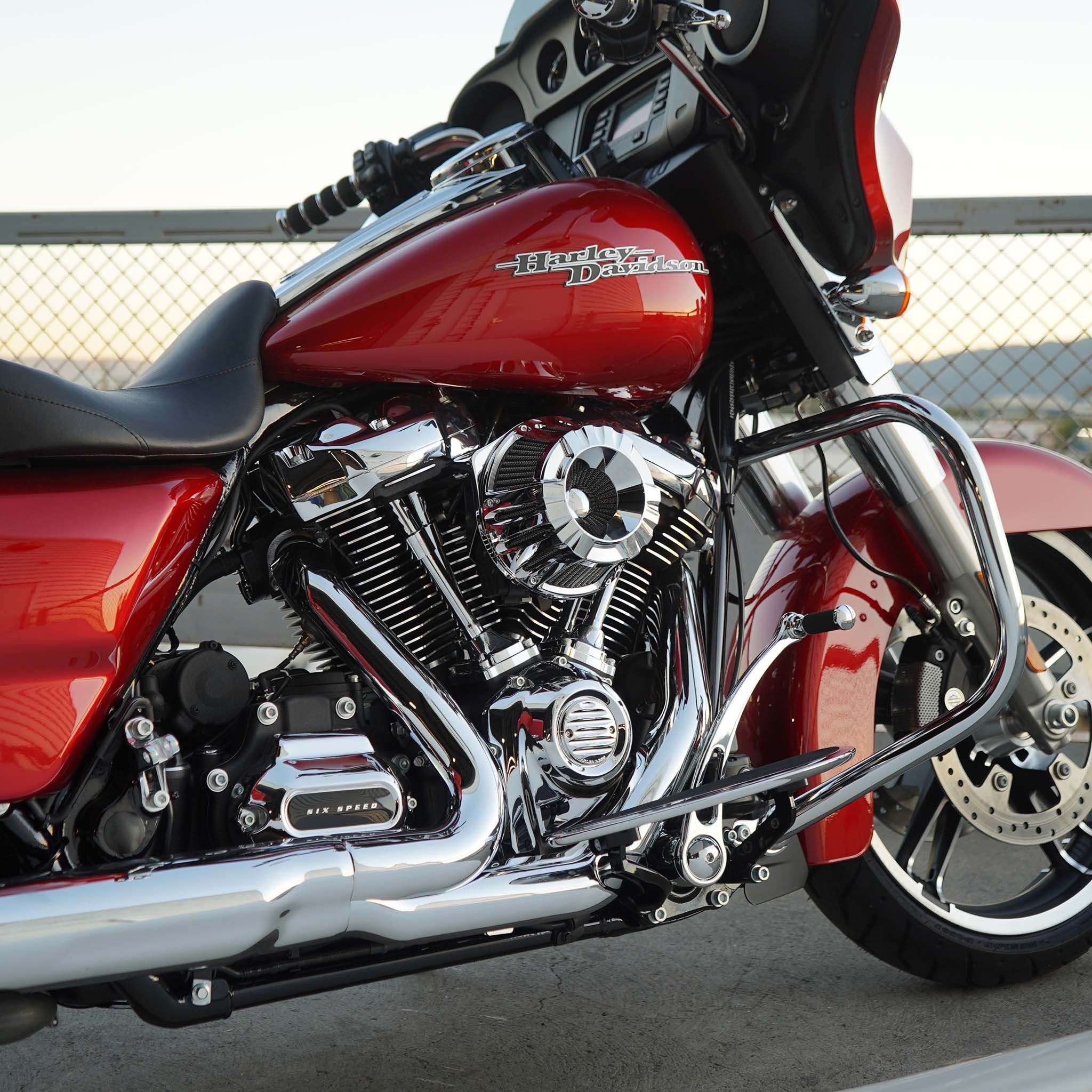 Deep Cut® Inverted Series Air Cleaner, Chrome - Image 4