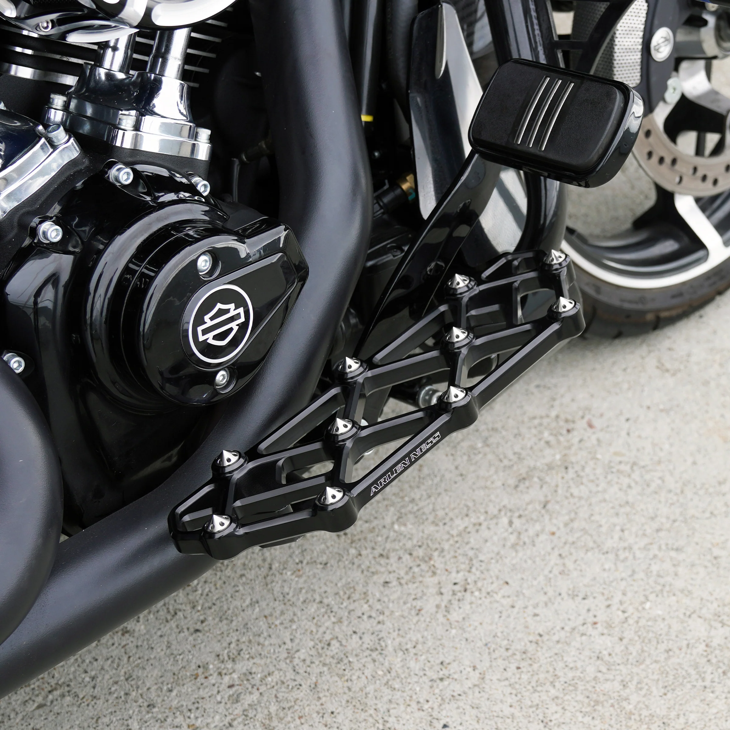Diamond Floorboards, Black - Image 3