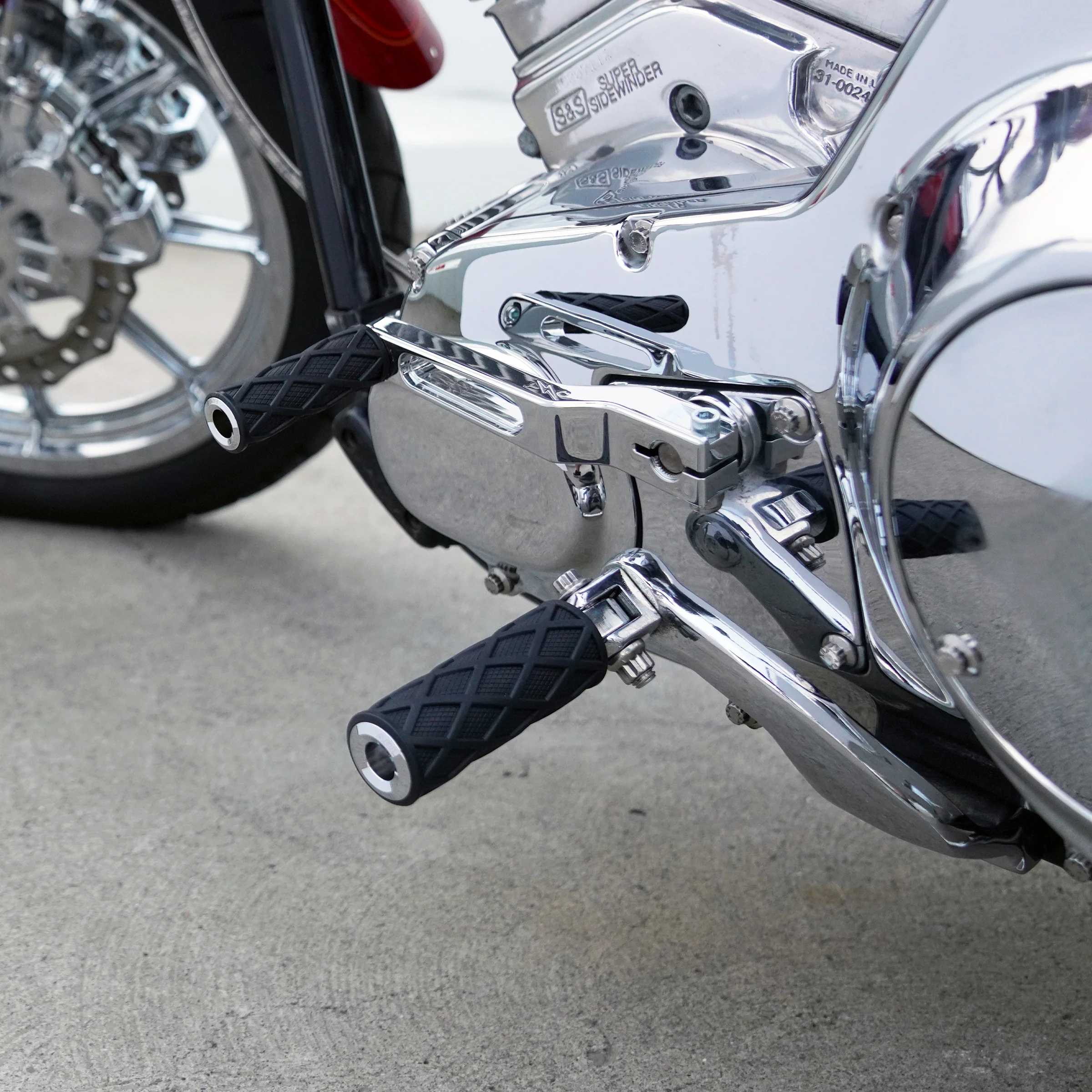 Diamond Shift Pegs, Chrome - Image 3