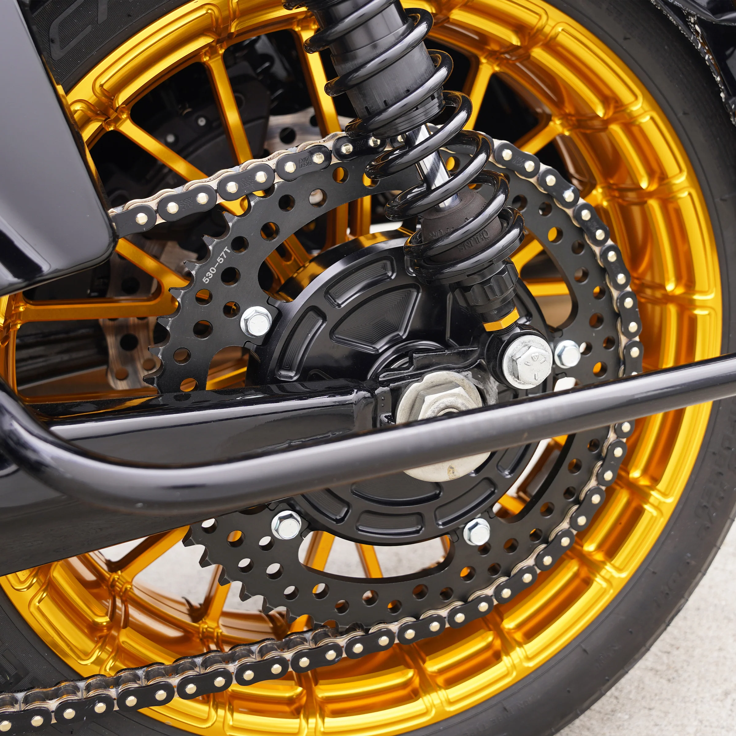 Jagged Cush Drive Chain Conversion Kit, All Black - Image 3