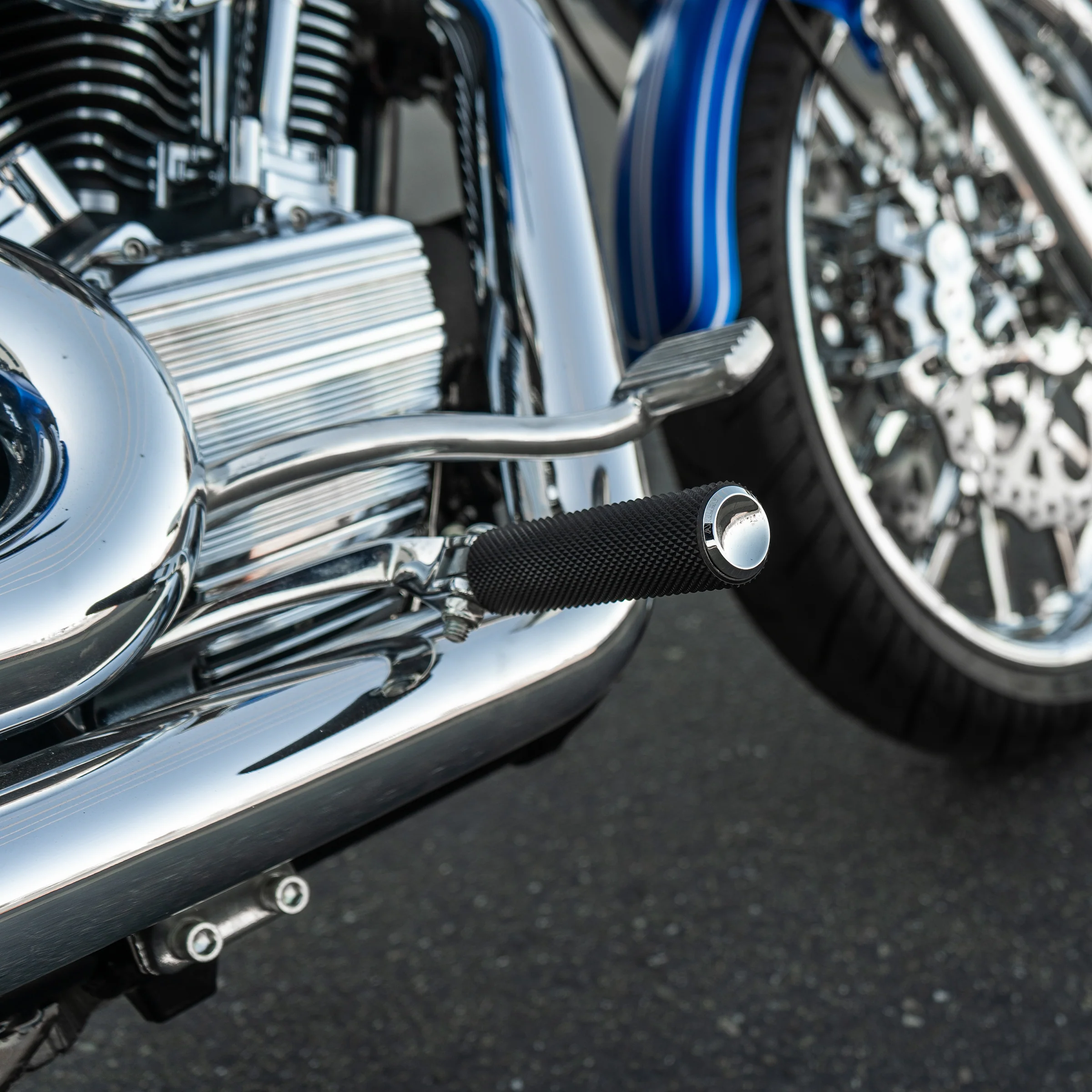 Knurled Footpegs, Chrome - Image 3