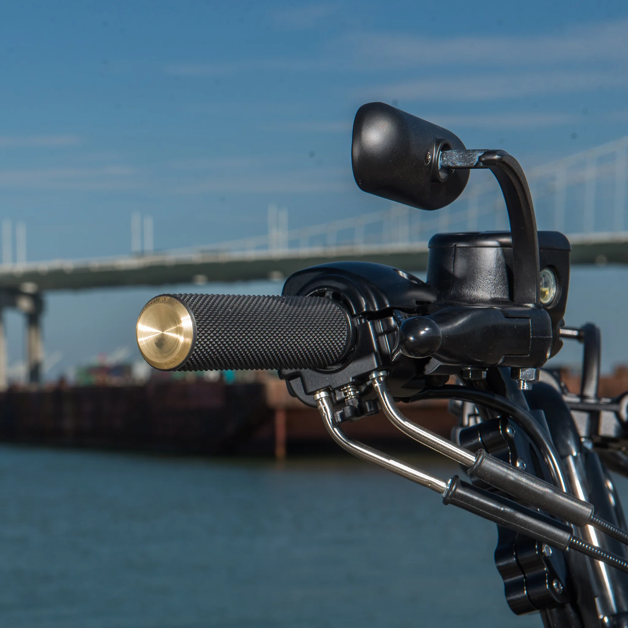 Knurled Grips, Brass - Image 3