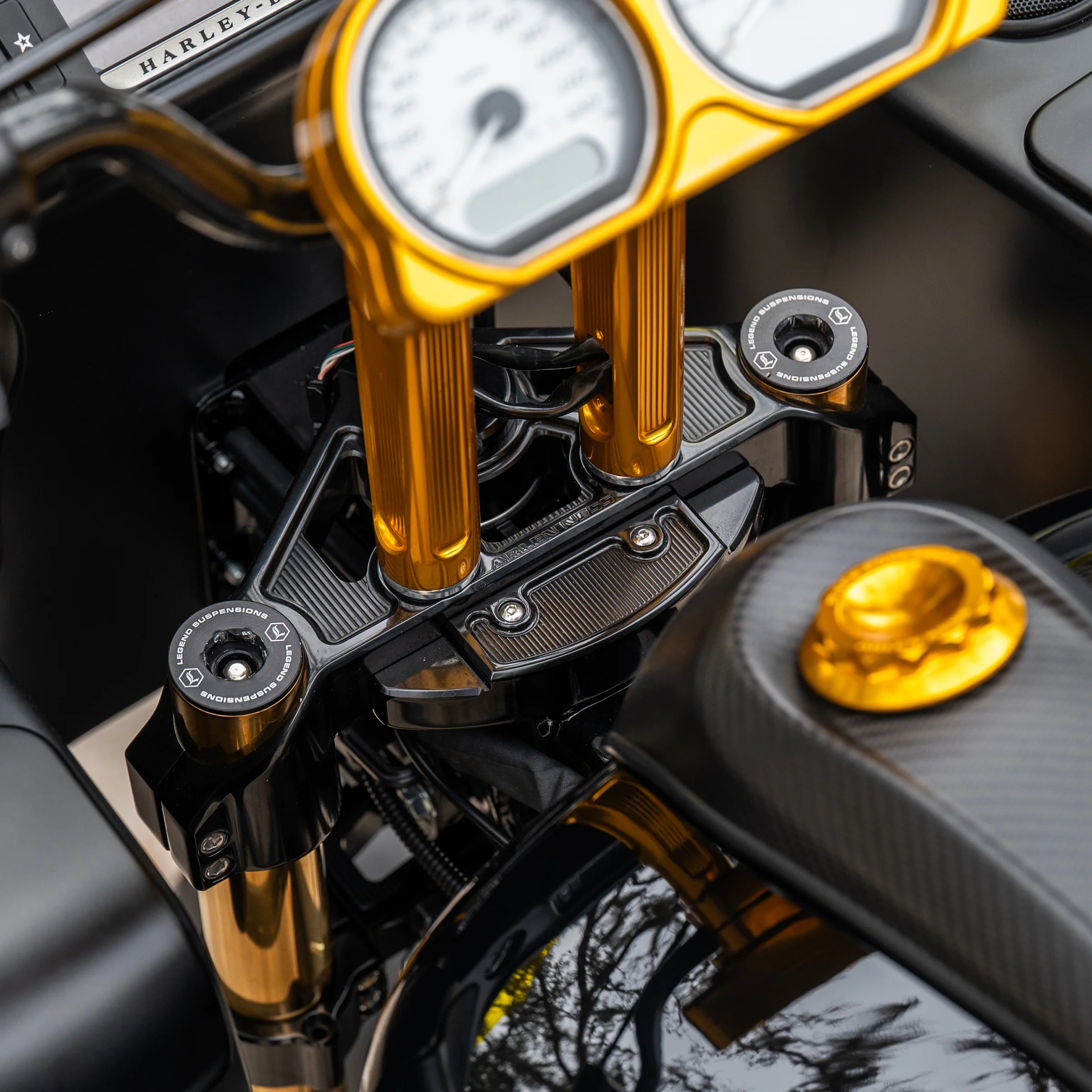 Method® Drop Triple Trees, 15-up Road Glide® - Image 3