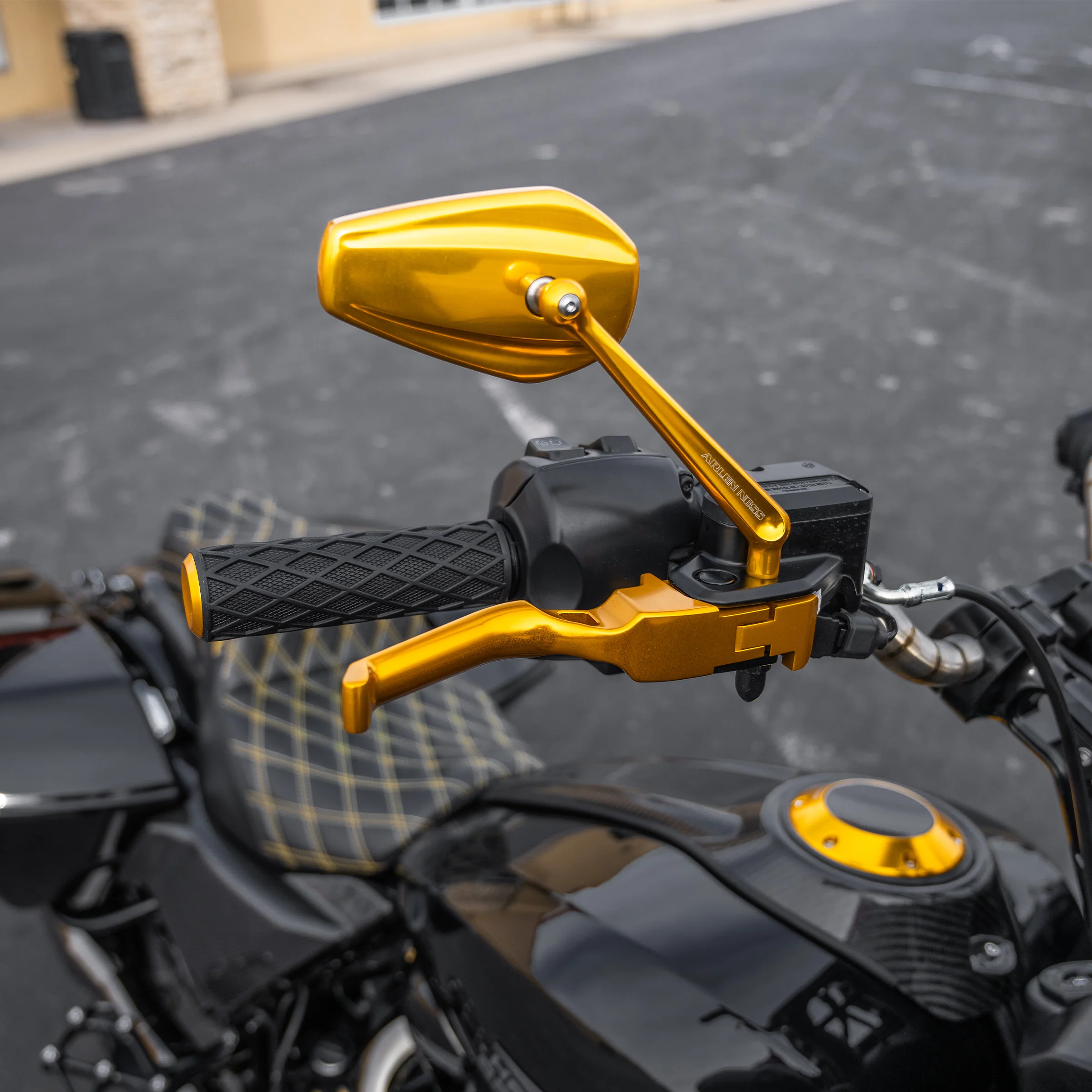 Mini Stocker Forged Mirrors, Gold - Image 3