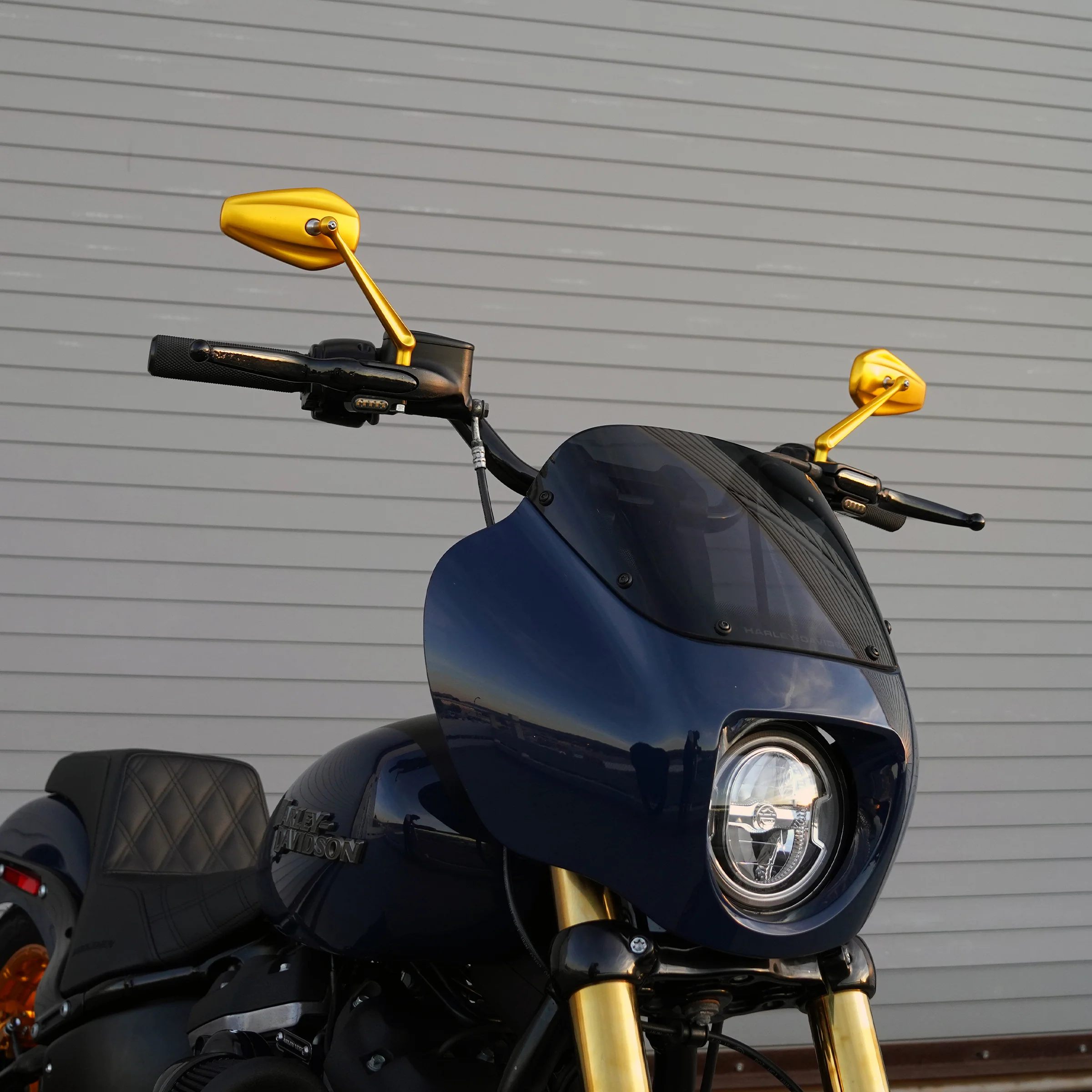 Mini Stocker Forged Mirrors, Gold - Image 4