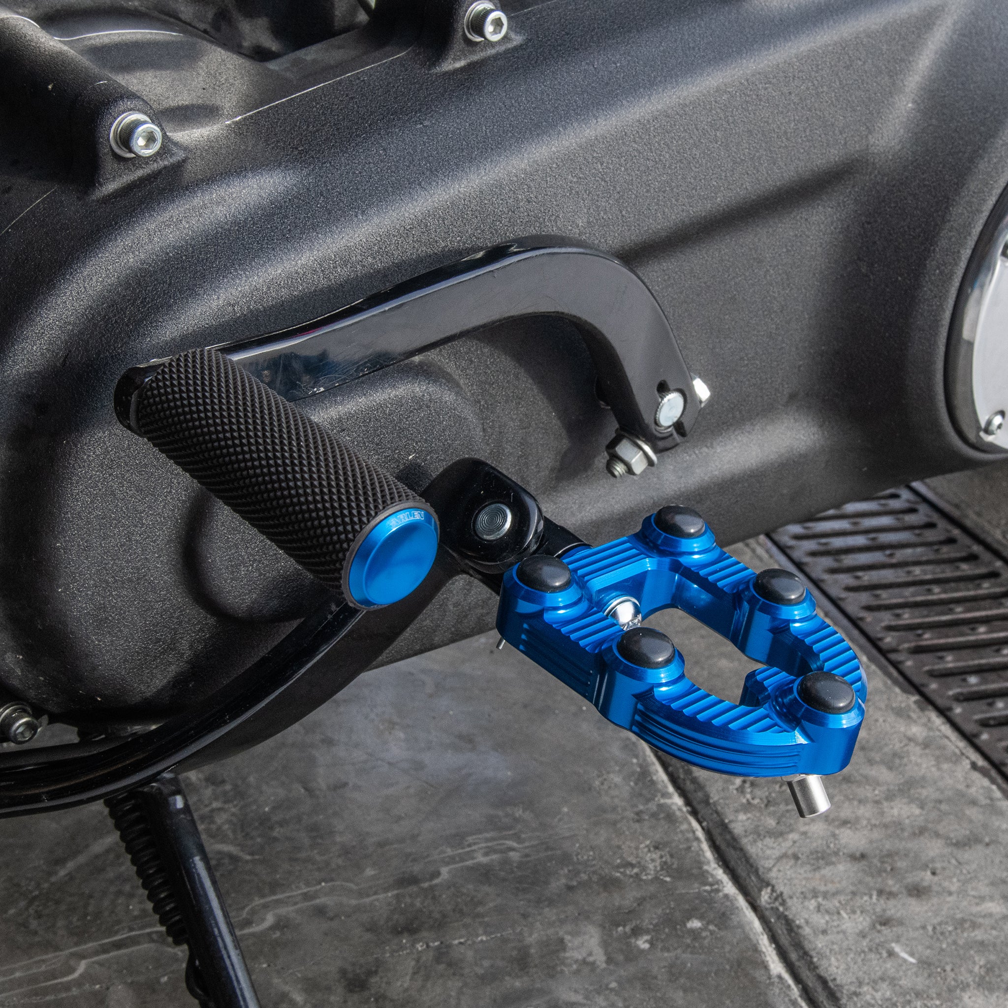 Ness-MX Footpegs, Blue - Image 3